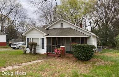 Main picture of 209 Brown St SW