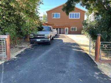 Main picture of 1262 Taylor Rd