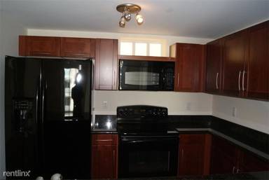 Main picture of 7275 SW 90th Way