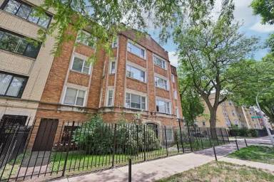 Main picture of 7757 S Essex Ave