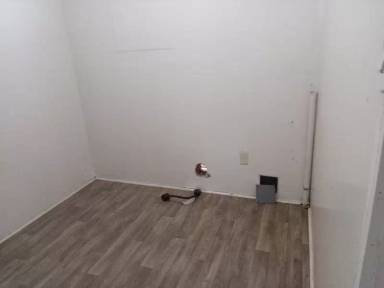 Main picture of 10150 Sasser Ln