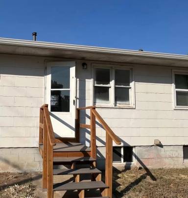 Main picture of 351 E 2nd St