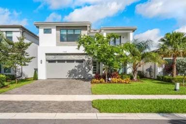 Main picture of 17528 Rainstream Rd
