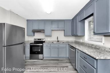 Main picture of 205 Cloverleaf Dr