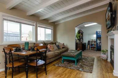 Main picture of 1238 Devon Ln