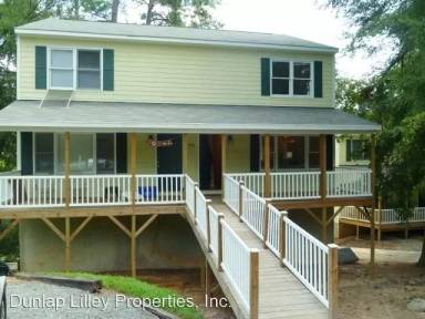 Main picture of 703A Edwards St