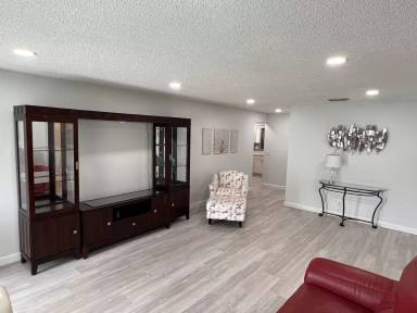 Main picture of 8883 SW 94th Ln