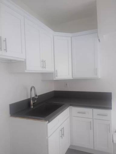 Main picture of 1517 W 4th St