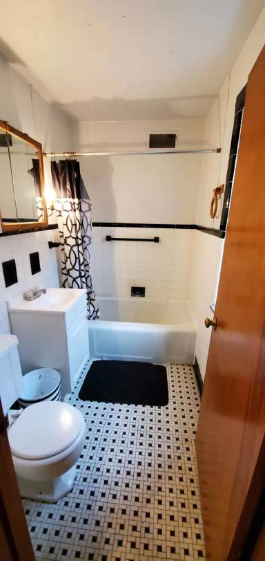 Main picture of 2404 Sunset Boulevard - 2