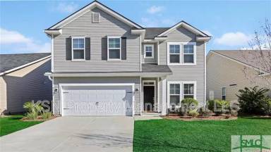 Main picture of 92 Crystal Lake Dr