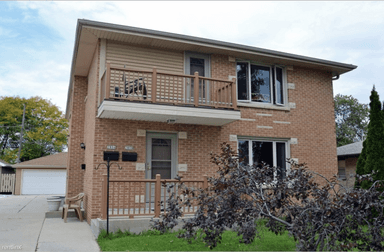 Main picture of 2806 E Bottsford Ave