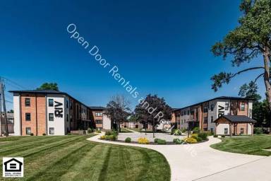 Main picture of The Riv On The Greenway Apartments