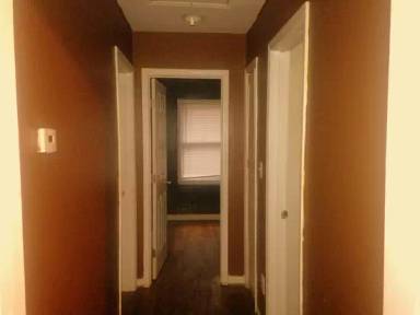 Main picture of 3032 Wanda Cir SW