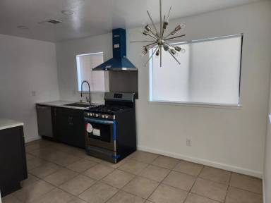 Main picture of 8147 Eddington Way