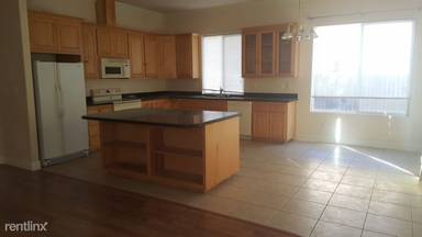 Main picture of 3902 Apple Blossom Way