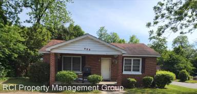 Main picture of 696 Villa Crest Ave