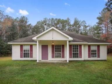Main picture of 27166 Highway 16