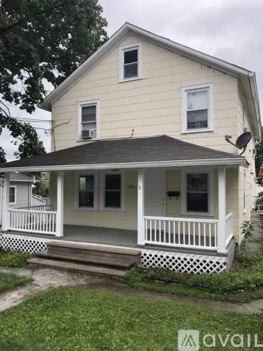 Main picture of 123 Main St