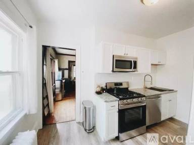 Main picture of 1086 12th Ave SE