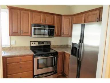 Main picture of 10 Charleston Ct