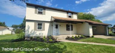 Main picture of 846 E 41st St