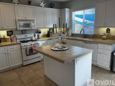 Main picture of 407 Swansea Gln