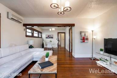 Main picture of 141 W Ivy St