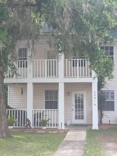 Main picture of 20816 Chestnut St