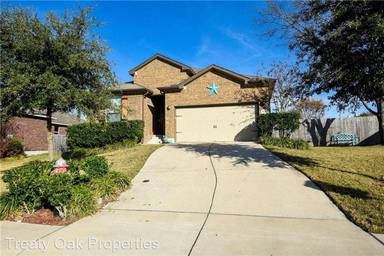 Main picture of 1151 Huntington Trl