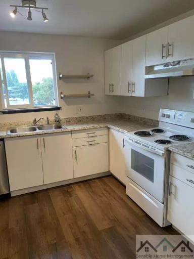 Main picture of 1018 76th Street Ct E