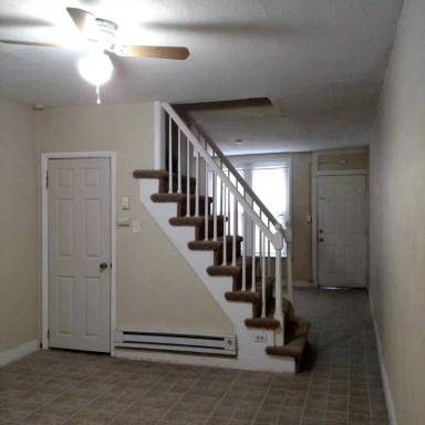 Main picture of 1135 Read St