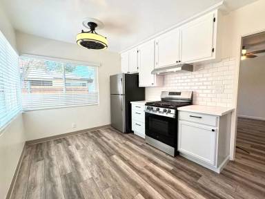Main picture of 8701 Lemon Ave