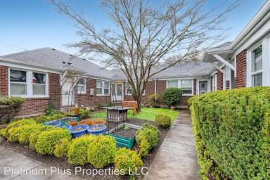 Main picture of 4708 NE 33rd Ave