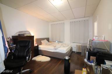 Main picture of 409 Huntington Ave