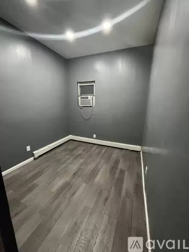 Main picture of 261 New Jersey Ave