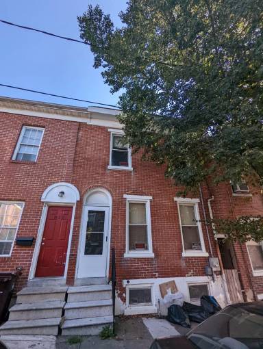 Main picture of 803-809 W 7th St