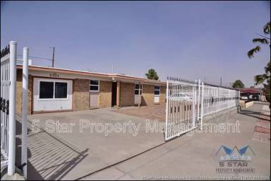 Main picture of 9004 Acatlan Ln