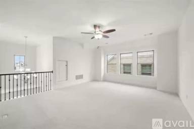 Main picture of 216 Onyx Dr
