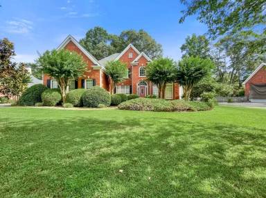 Main picture of 389 Bridgebrook Ln SW