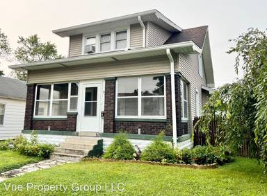 Main picture of 2621 College Ave