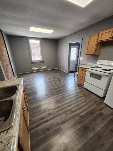Main picture of 101 Mercer St