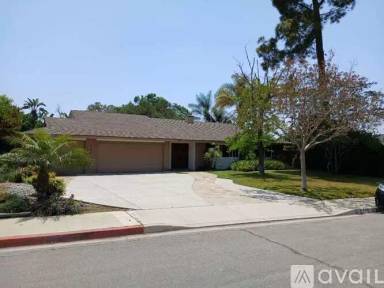 Main picture of 444 Redlands Ave