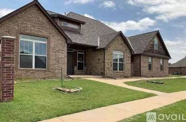 Main picture of 4713 SW 124th Pl
