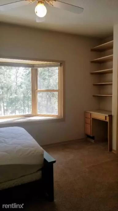 Main picture of 15745 Pineycove Ct