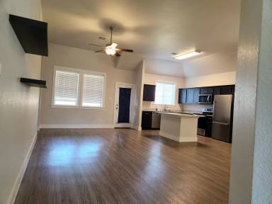 Main picture of 303 Winston Dr