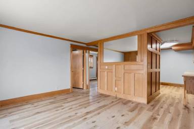 Main picture of 111 N Maple St