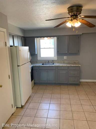 Main picture of 24 Krackow Ave
