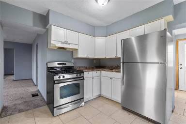 Main picture of 661 15th Ave SW
