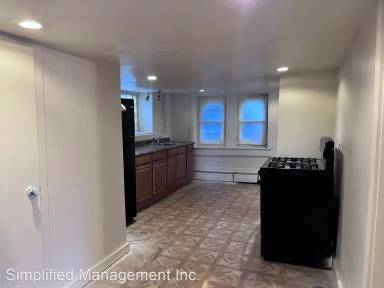 Main picture of 16 Walnut St