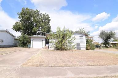 Main picture of 920 Fannin Loop
